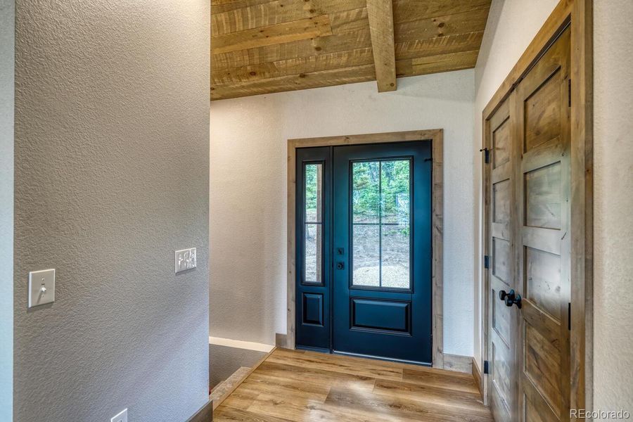 Spacious, unfurnished interior of a new home in , Westcliffe (Image 11).