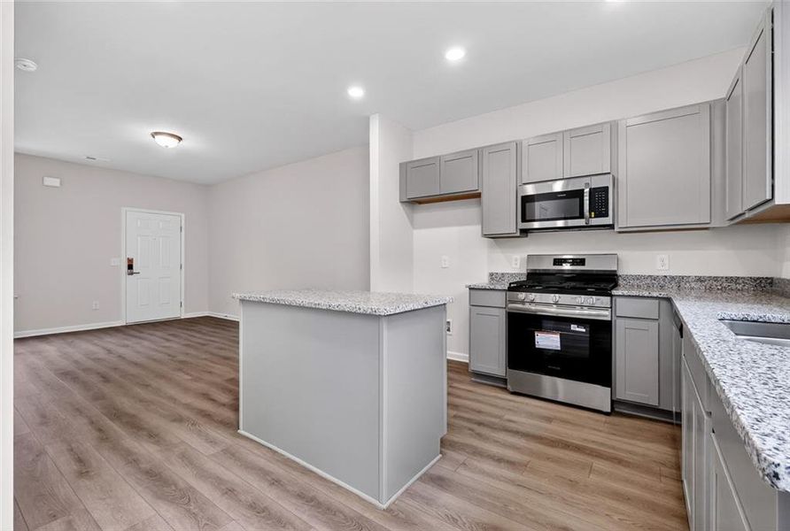 Furnished interior view inside a new home in Laurel Creek, Calhoun (Image 12).