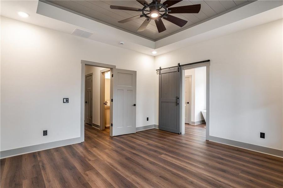 Spacious, unfurnished interior of a new home in , Talking Rock (Image 10).