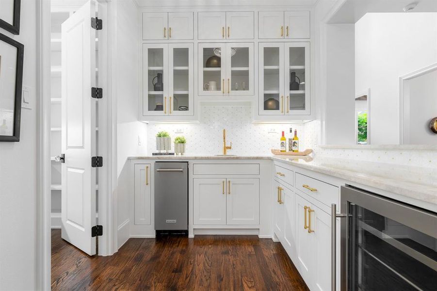 Furnished interior view inside a new home in , University Park (Image 34).