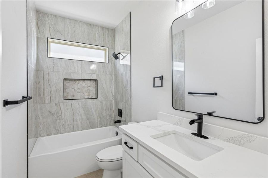 Furnished interior view inside a new home in , Granbury (Image 9).