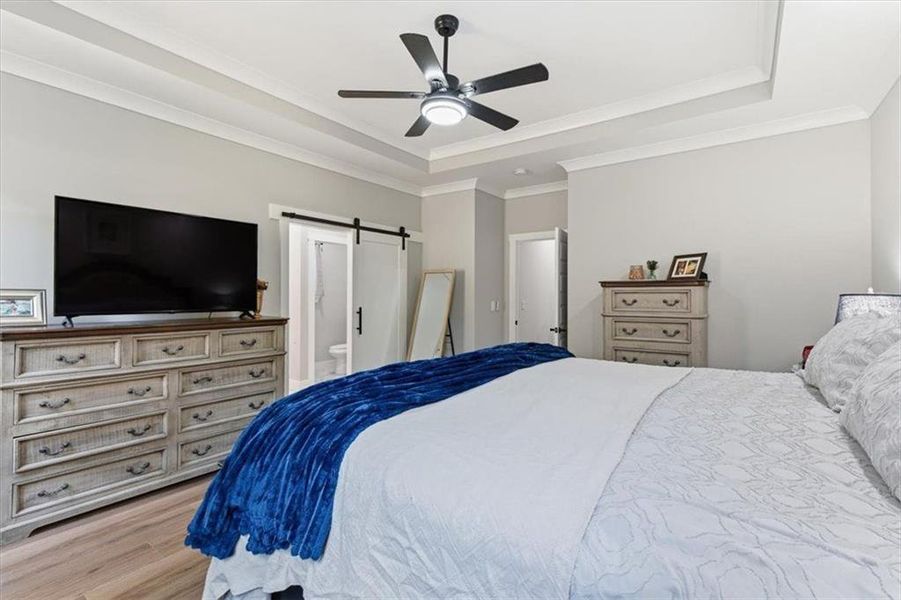 Furnished interior view inside a new home in , Calhoun (Image 8).