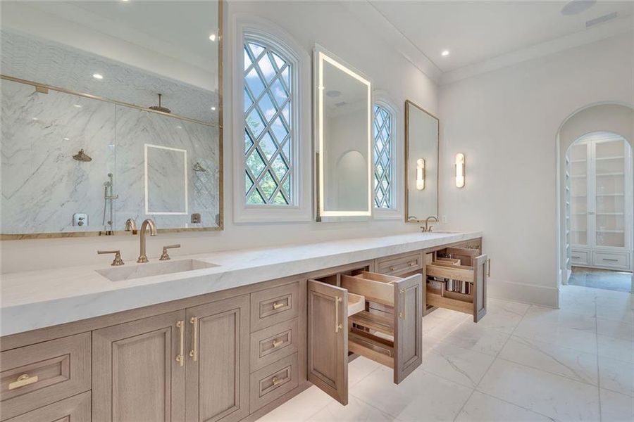 Furnished interior view inside a new home in , Alpharetta (Image 50).