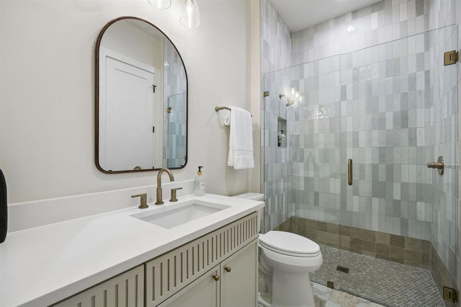 Furnished interior view inside a new home in , Dallas (Image 30).