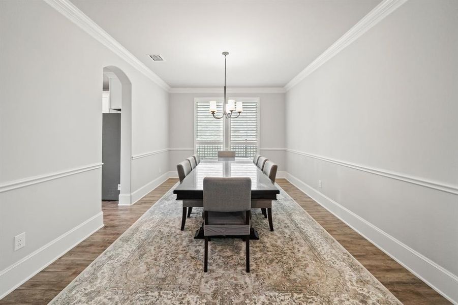 Image 29 of a home in Summit at Lake Travis.