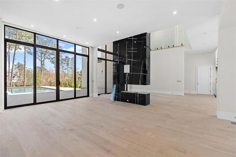 Spacious, unfurnished interior of a new home in , Marietta (Image 35).