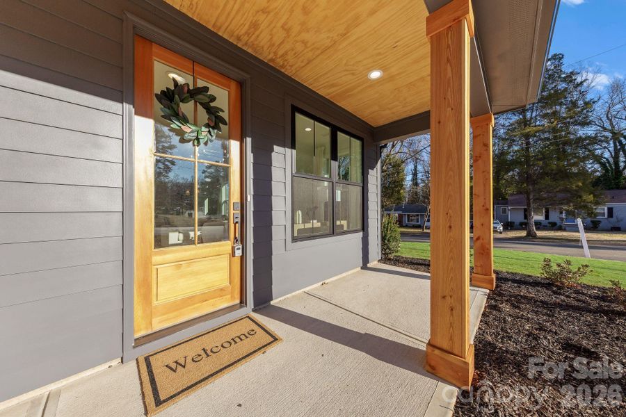 Exterior details and patio area of a home in , Charlotte (Image 4).