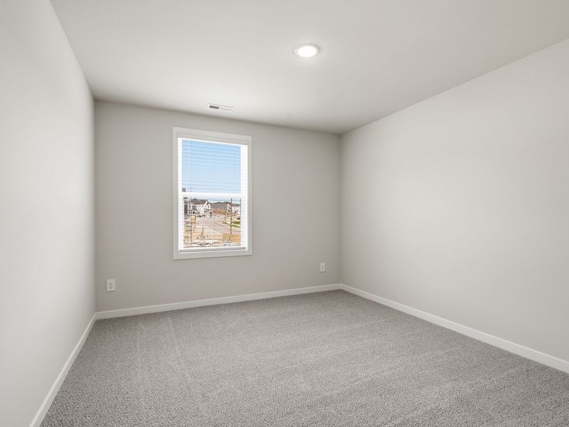 Spacious, unfurnished interior of a new home in Avalon Place - Signature Series, Durham (Image 24).