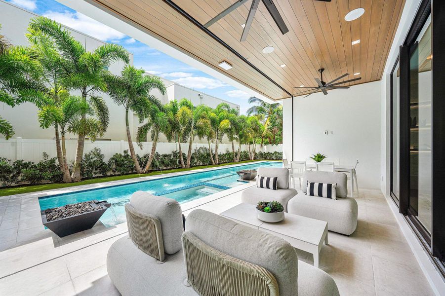 Exterior details and patio area of a home in , Boca Raton (Image 34).