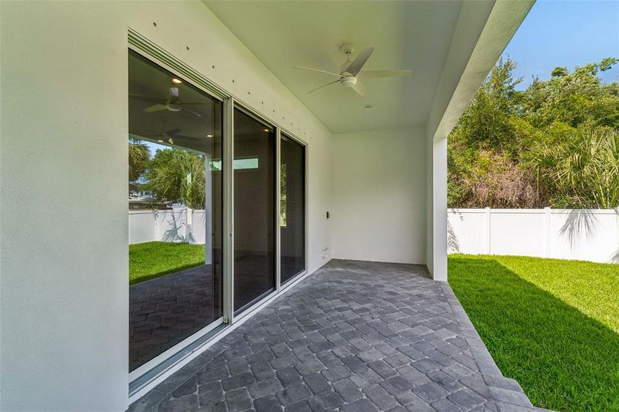 Exterior details and patio area of a home in , Tampa (Image 3).