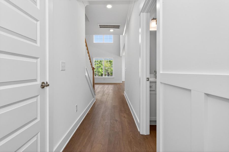 Spacious, unfurnished interior of a new home in Hancock Farms, Aiken (Image 12).