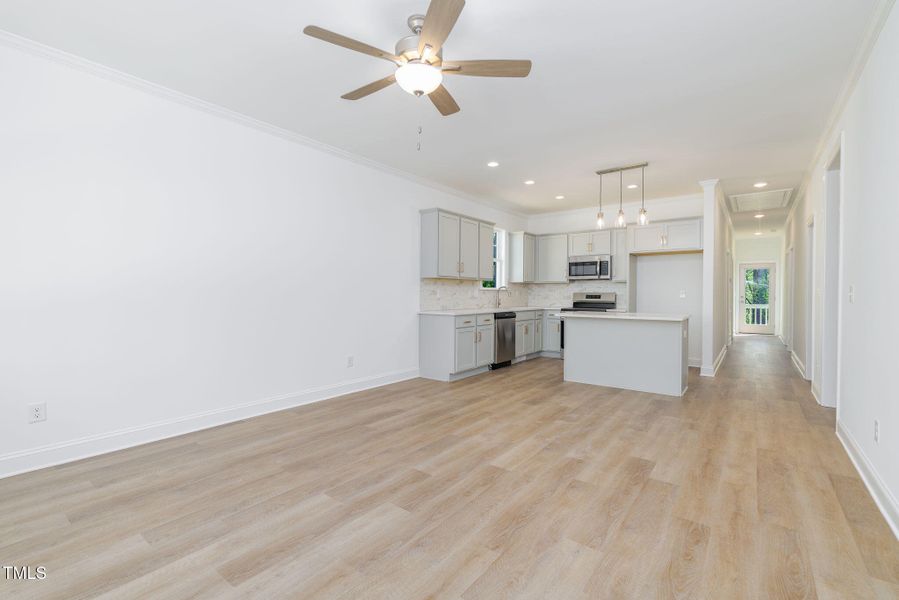 4-web-or-mls-127-Nutbush-4