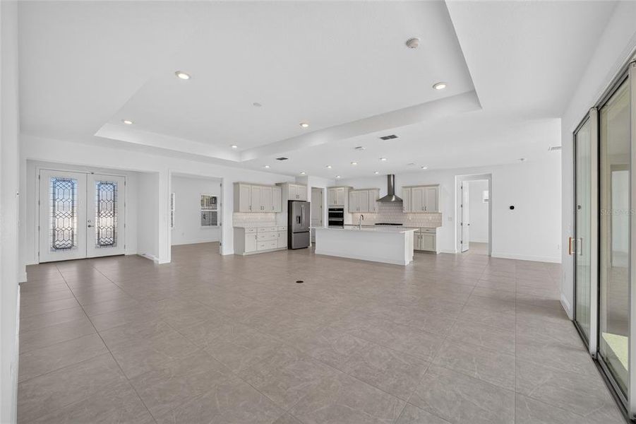Spacious, unfurnished interior of a new home in , Ocala (Image 34).