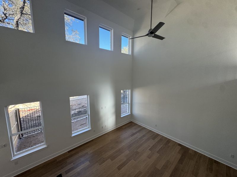 Spacious, unfurnished interior of a new home in Persimmon, Buda (Image 7). Spacious, unfurnished interior of a new home in Persimmon, Buda (Image 7).