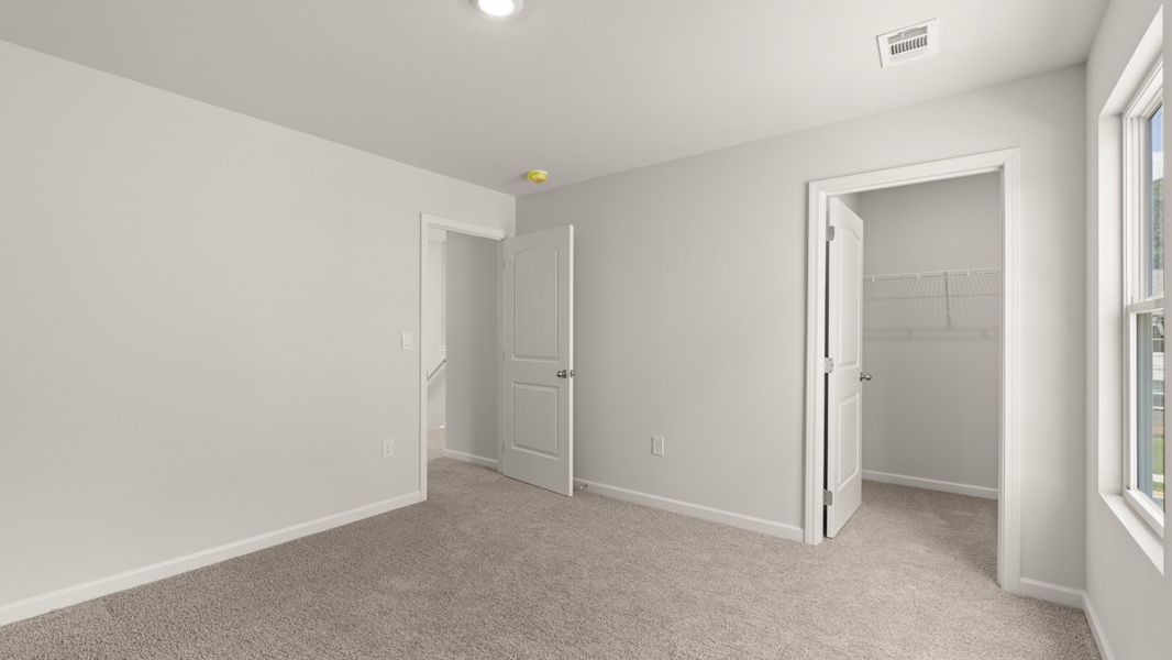 Representative unfurnished interior of a home built from the Baker ll by D.R. Horton in Braselton Village, Braselton (Image 27).