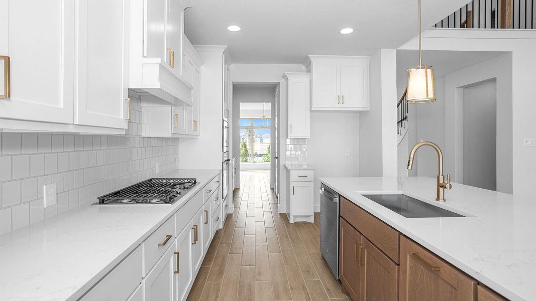 Furnished interior view inside a new home in Valencia, Manvel (Image 11).