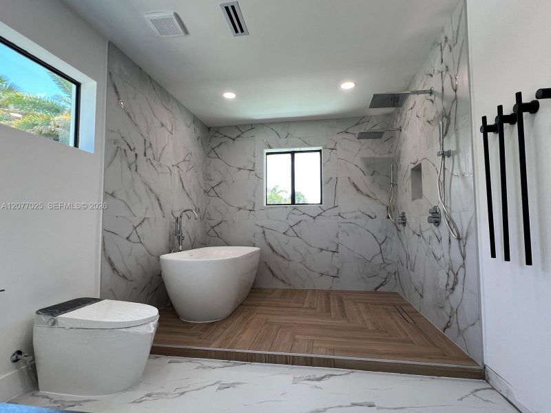 Furnished interior view inside a new home in , Fort Lauderdale (Image 10). Furnished interior view inside a new home in , Fort Lauderdale (Image 10).