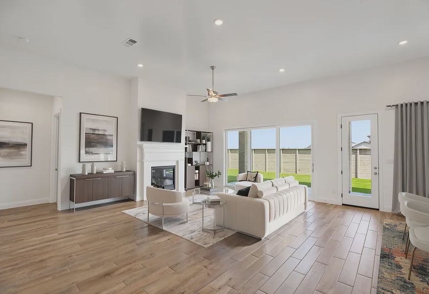 Homesite 1702 Great Room - Staged - 4 of 18