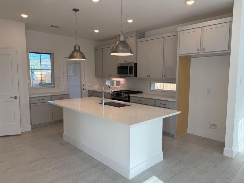 Image 43 of a home in Elyson.