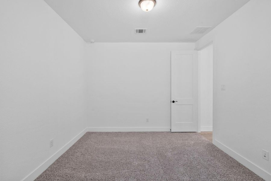 Spacious, unfurnished interior of a new home in Jordan Ranch, Fulshear (Image 19).