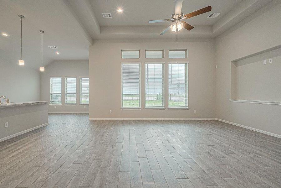 Spacious, unfurnished interior of a new home in Grand Magnolia, Magnolia (Image 29).