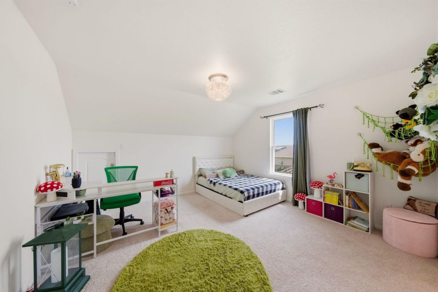Furnished interior view inside a new home in , Waller (Image 10).