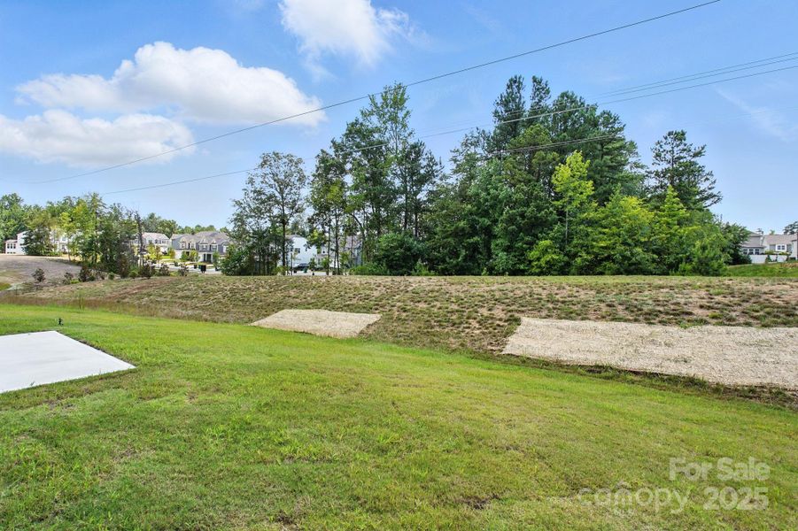 Image 36 of a home in Hampton Woods.