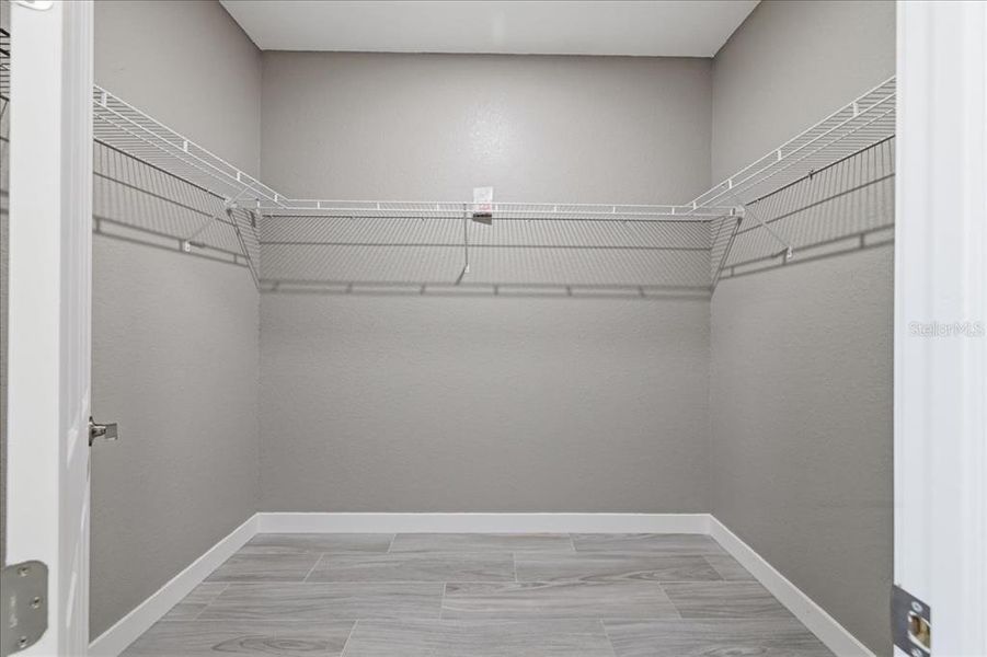 Spacious, unfurnished interior of a new home in , North Port (Image 29).
