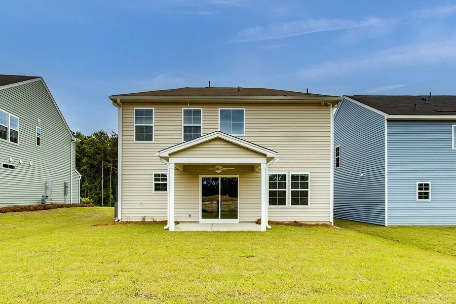 Exterior details and patio area of a home in Killians Crossing, Blythewood (Image 20).