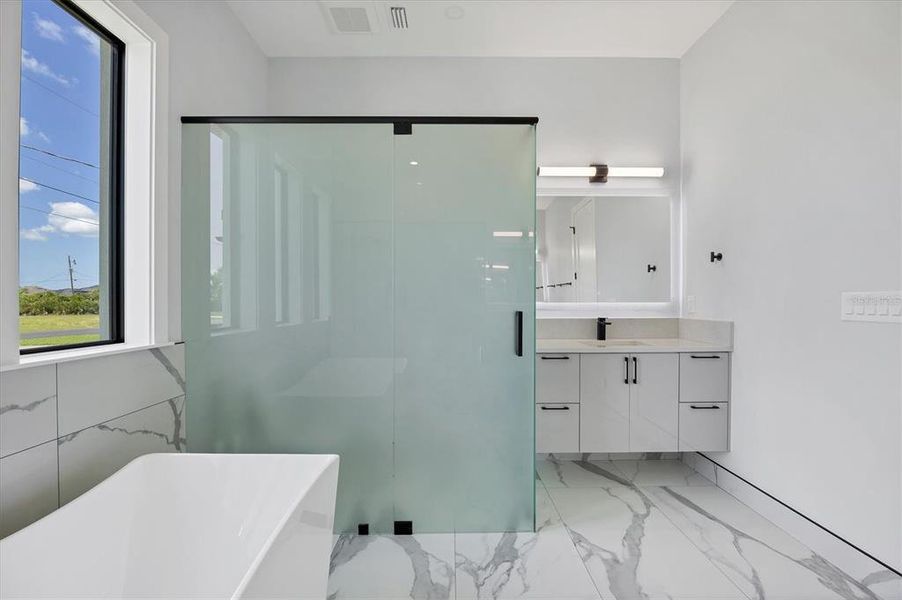 Furnished interior view inside a new home in , Rotonda West (Image 32). Furnished interior view inside a new home in , Rotonda West (Image 32).