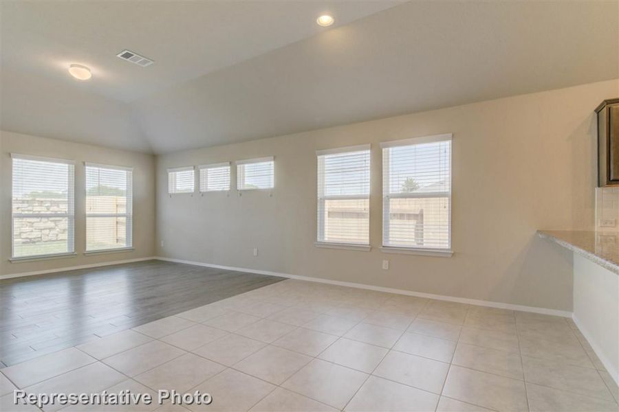 Representative unfurnished interior of a home built from the Harvest Ridge 1575 by Brohn Homes in Harvest Ridge, Elgin (Image 13).