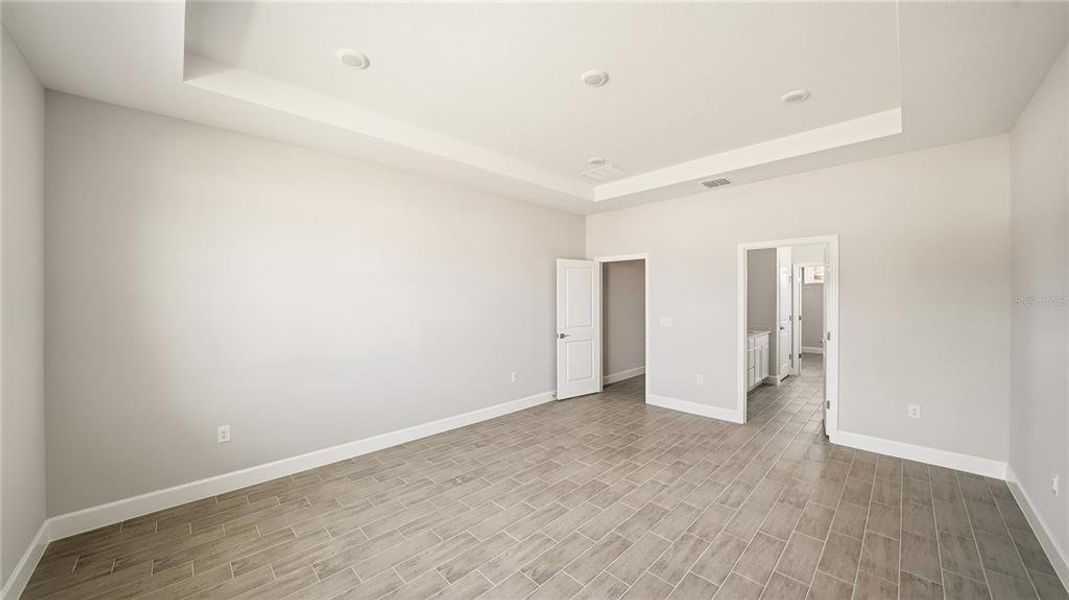 Spacious, unfurnished interior of a new home in , Palm Coast (Image 34).