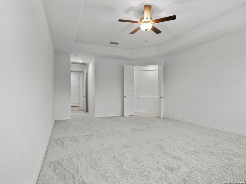 Spacious, unfurnished interior of a new home in Potranco Oaks, Castroville (Image 32). Spacious, unfurnished interior of a new home in Potranco Oaks, Castroville (Image 32).