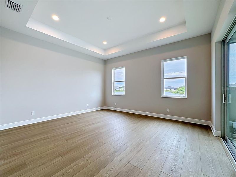 Spacious, unfurnished interior of a new home in River Preserve Estates, Parrish (Image 28).