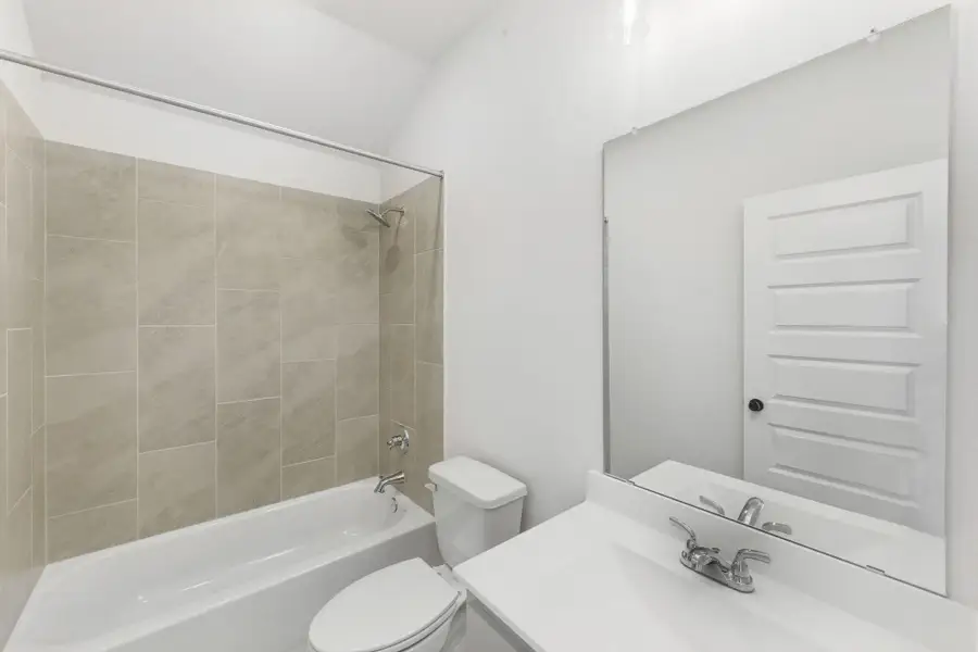 Image 31 of a home in The Colony - 50'.