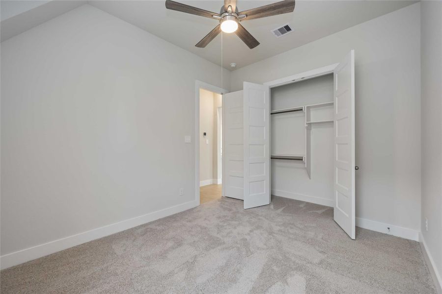 Spacious, unfurnished interior of a new home in Sunterra, Katy (Image 24). Spacious, unfurnished interior of a new home in Sunterra, Katy (Image 24).