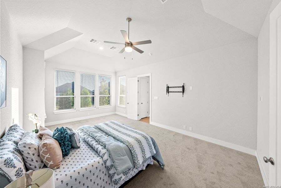 Furnished interior view inside a new home in Ventana, Bulverde (Image 7).