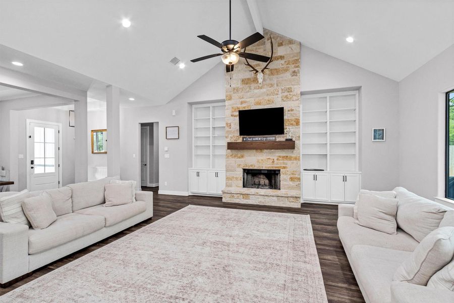 Furnished interior view inside a new home in , Magnolia (Image 19).