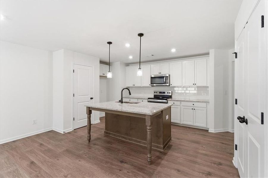 Furnished interior view inside a new home in Silver Leaf, Dawsonville (Image 6).