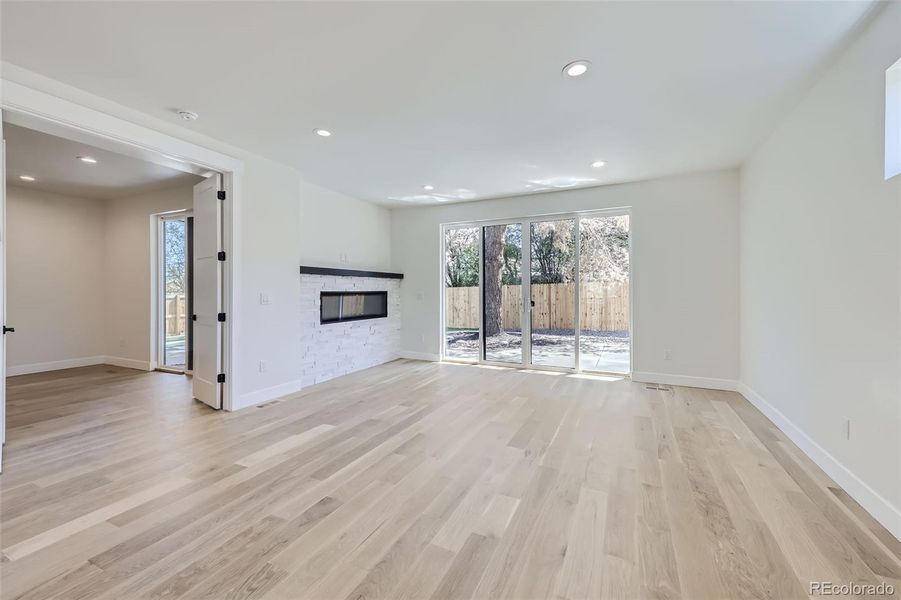 Spacious, unfurnished interior of a new home in , Denver (Image 29).