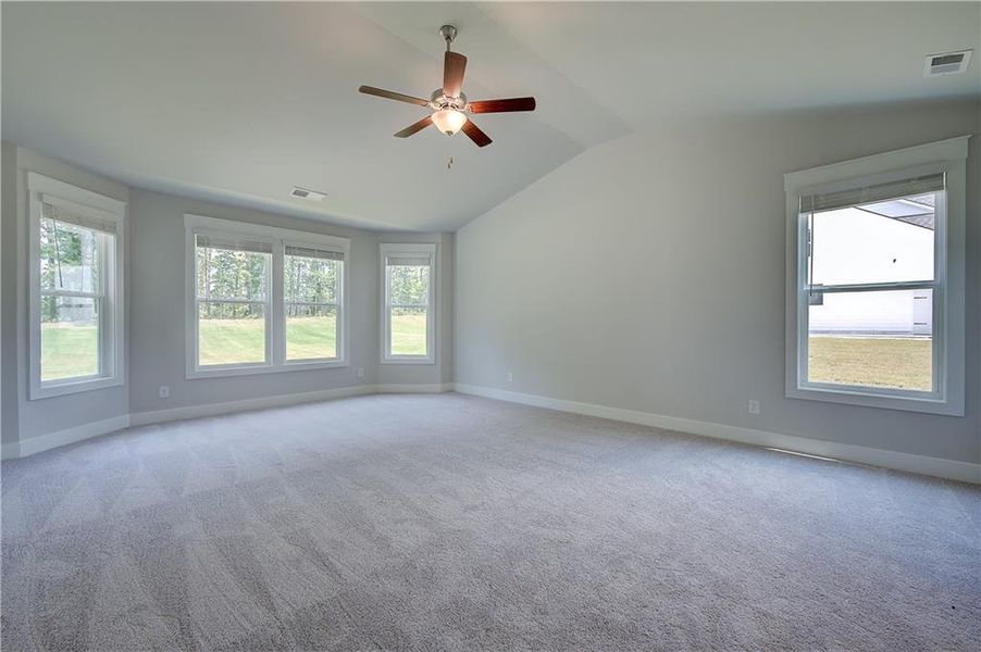 Spacious, unfurnished interior of a new home in , Senoia (Image 18).