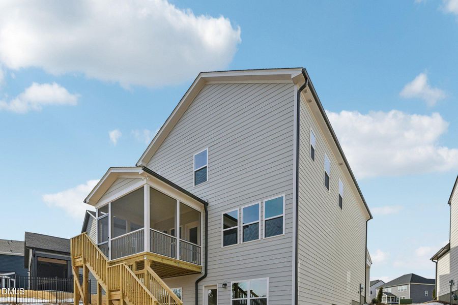 48-web-or-mls-Darius Ln-S0402-048