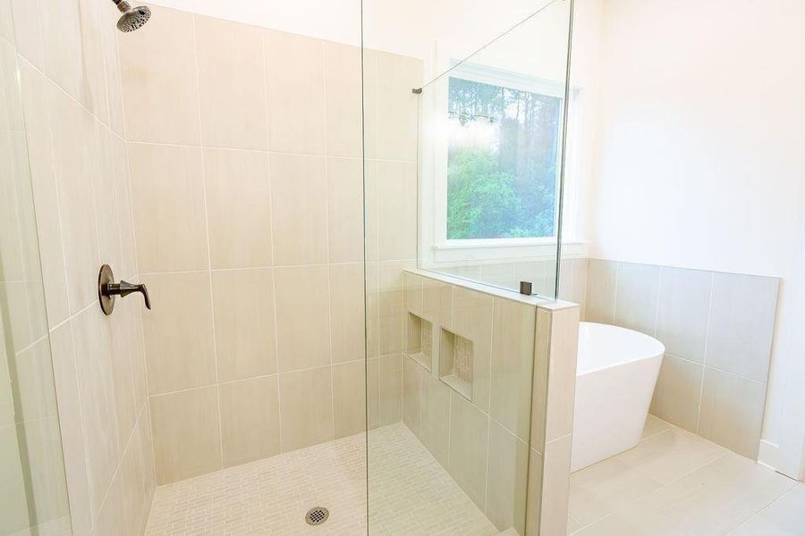 Image 38 of a home in .