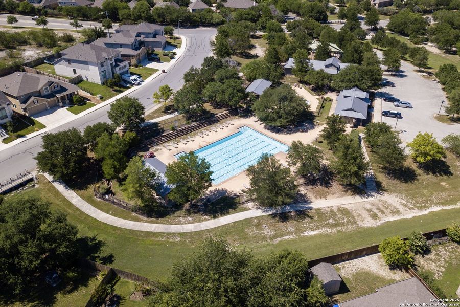 Image 33 of a home in Weston Oaks 55'. Image 33 of a home in Weston Oaks 55'.