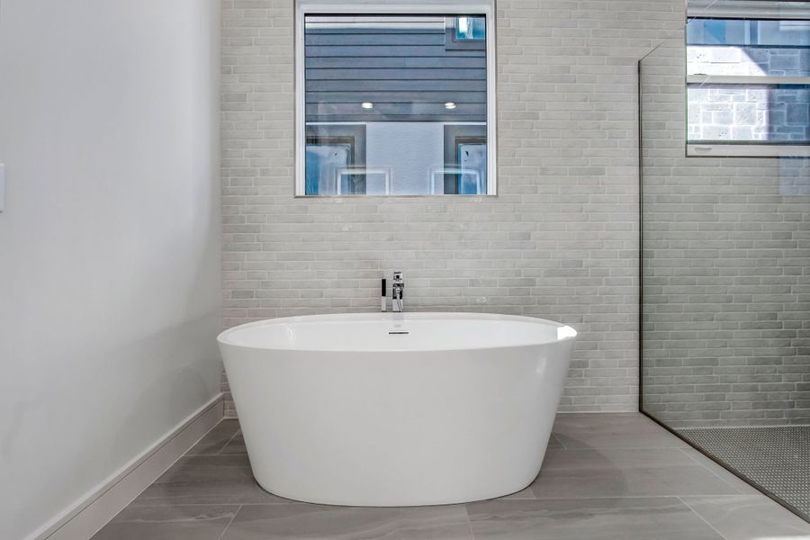 Representative furnished interior of a home built from the Aspen Estate by ABD Development in Hampton Green at Providence, Davenport (Image 53). Representative furnished interior of a home built from the Aspen Estate by ABD Development in Hampton Green at Providence, Davenport (Image 53).