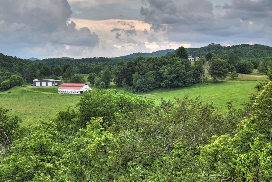 Image 53 of a home in .