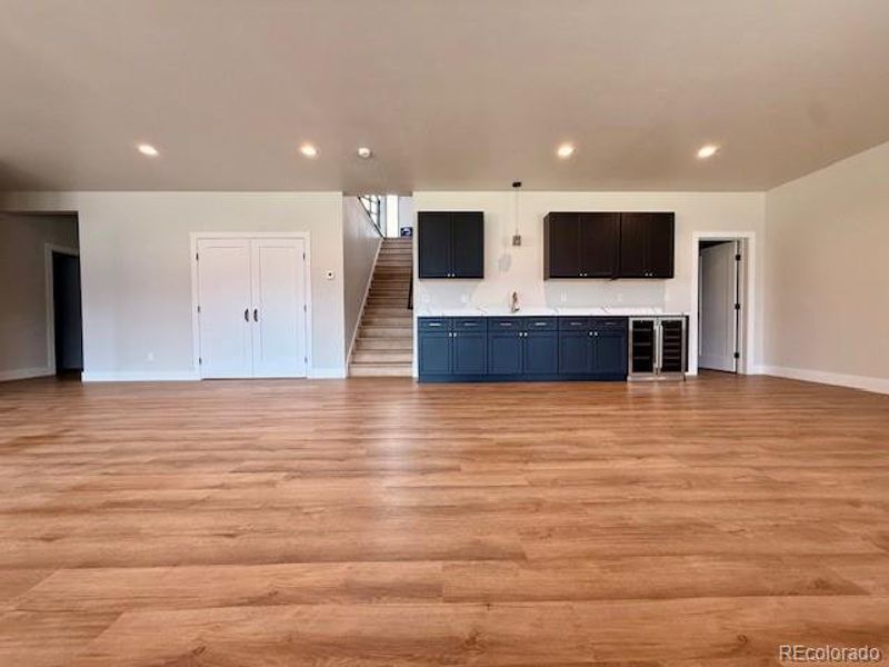 Spacious, unfurnished interior of a new home in , Twin Lakes (Image 19).