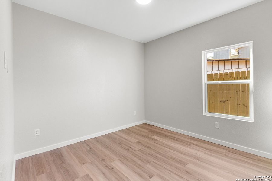 Spacious, unfurnished interior of a new home in , San Antonio (Image 11).