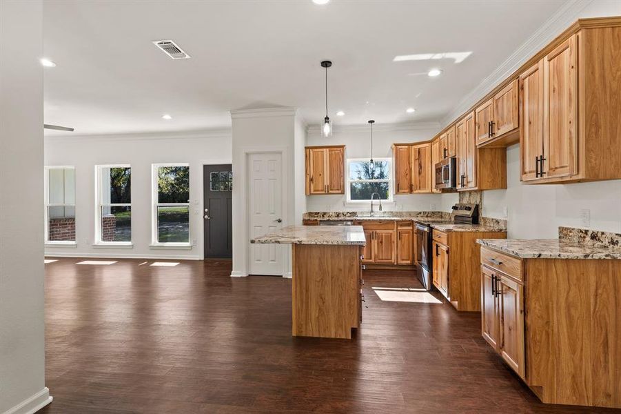 Furnished interior view inside a new home in , Mount Vernon (Image 13).