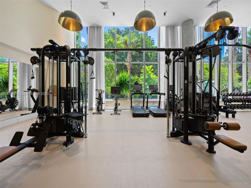 Community amenities in 2200 Brickell, Miami (Image 67). Community amenities in 2200 Brickell, Miami (Image 67).